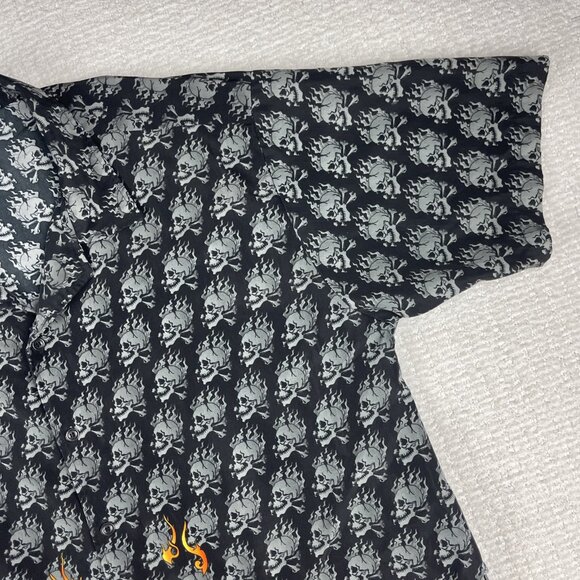 Vtg Request Shirt Mens 2XL Black Button Up Goth Skulls Flames Skate Y2K AOP - Picture 2 of 16